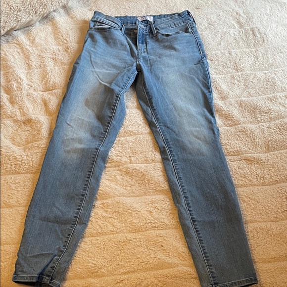Denizen from Levi's Denim - Denizen from Levi's Light Blue Skinny Jeans